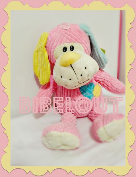Cachorro pelúcia rosa